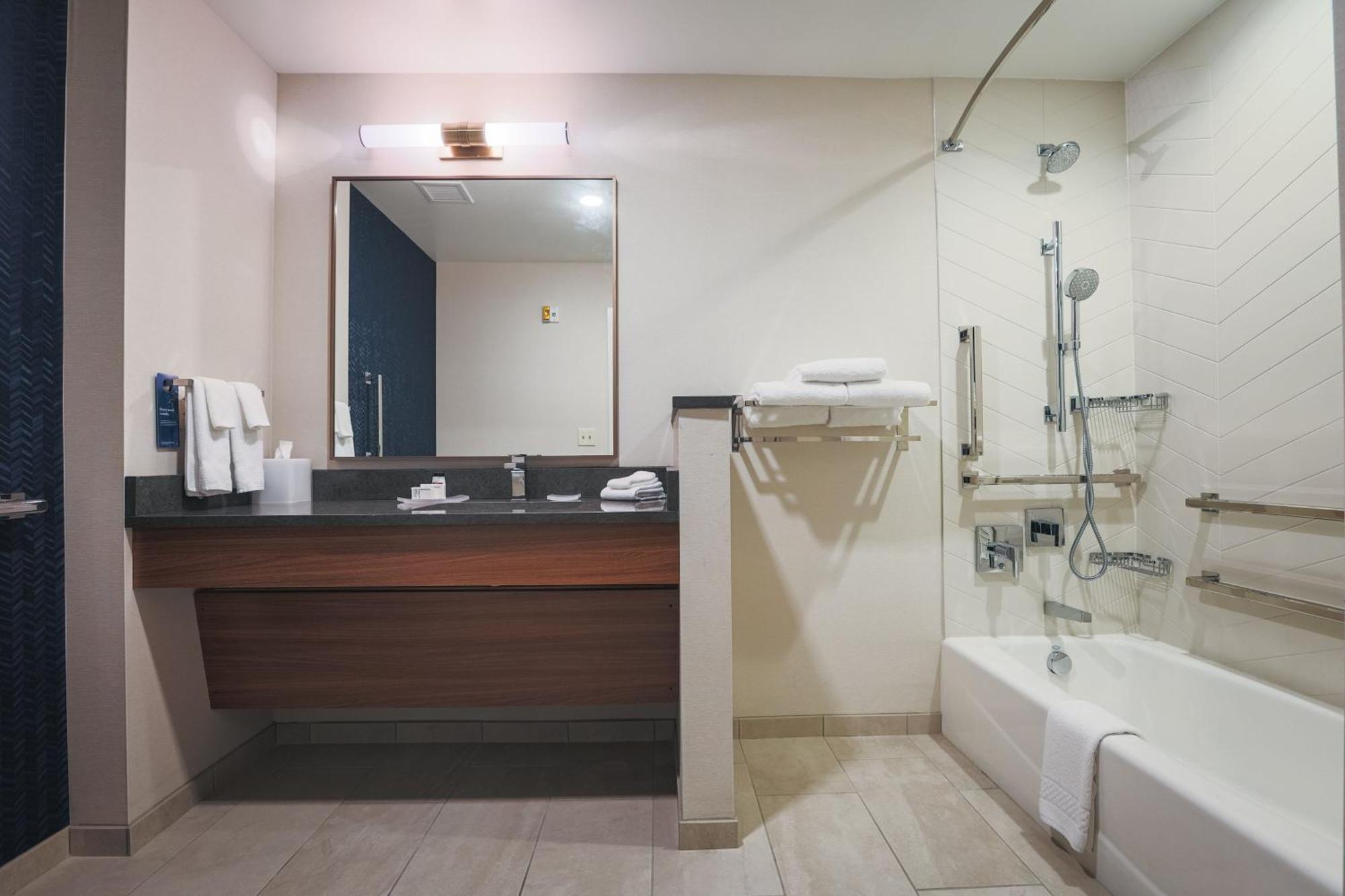 Fairfield Inn & Suites Marquette Luaran gambar